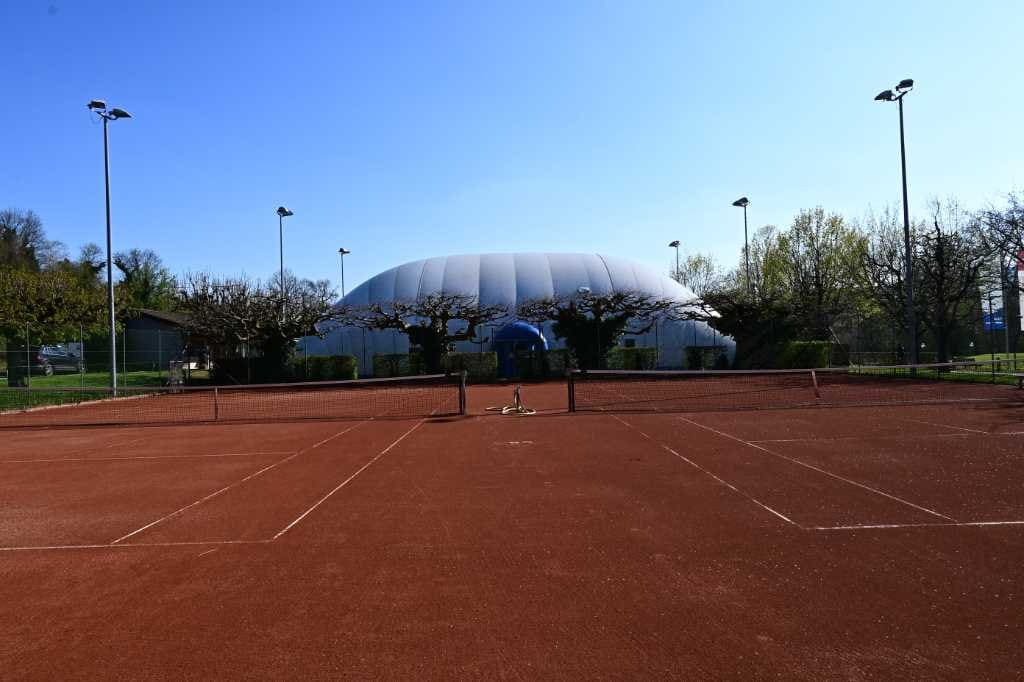 Traglufthalle für Wintertennis beim TC Bad Schinznach